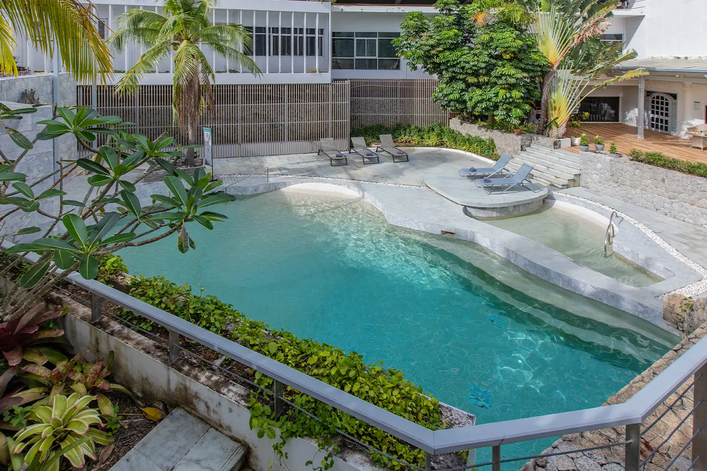 https://pearlhotelphuket.websmart.asia/wp-content/uploads/2024/07/Swimming-Pool.webp